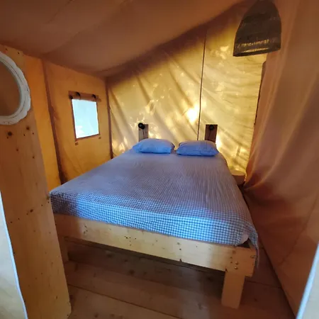 Luxury tent Tente Des Bois