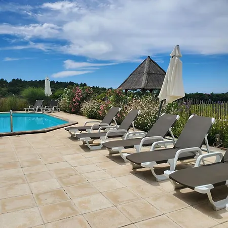 Tente Des Bois Luxury tent Rouffignac Saint-Cernin